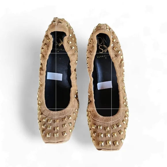 Donald J. Pliner Tan Flats with Gold Studs 6.5/7 - Picture 10 of 10